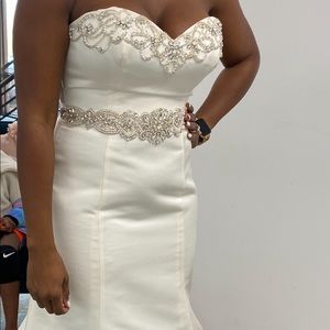 Bridal gown